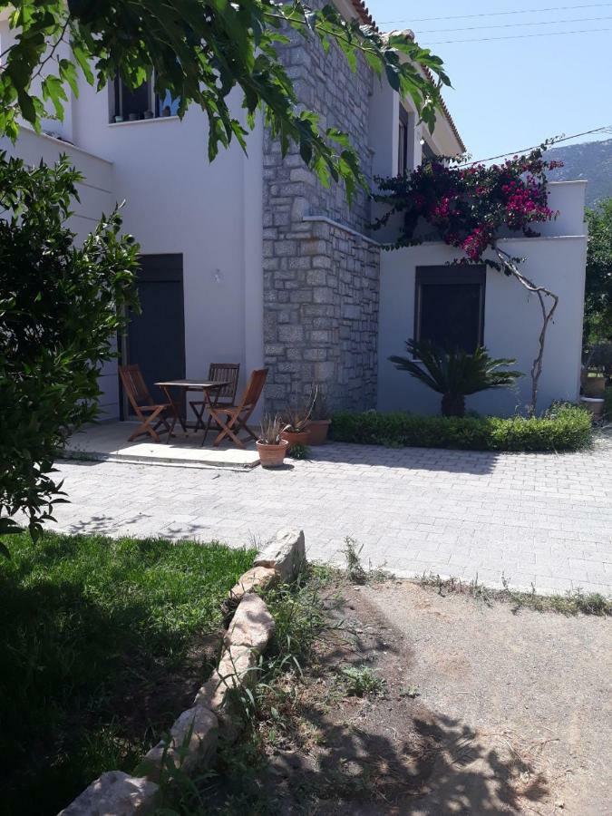 Aloe Apartment In Epidaurus ภายนอก รูปภาพ